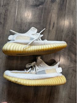 Yeezy 350 V2 bone