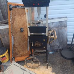 Popcorn machine