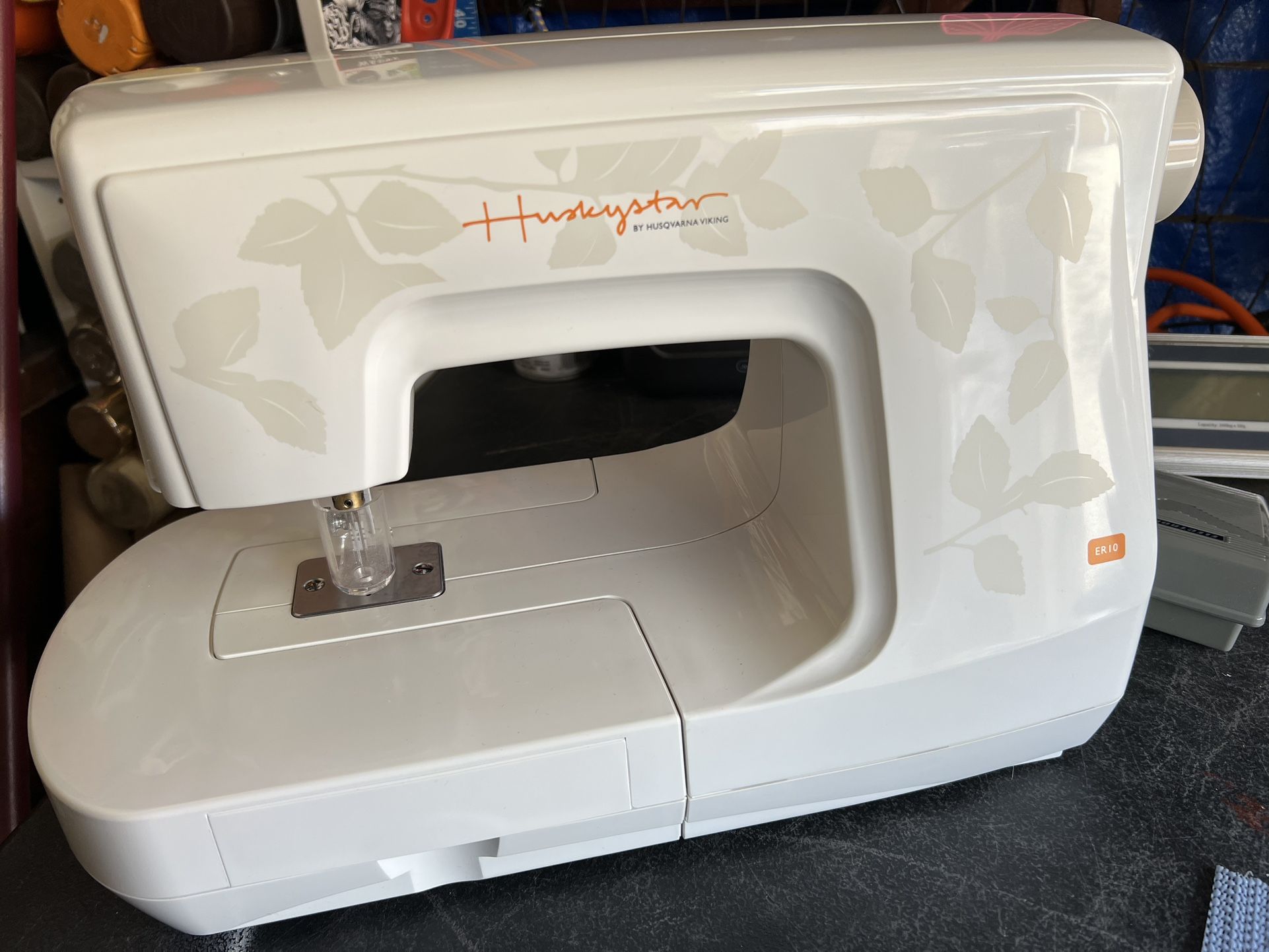 Huskystar Husqvarna Viking ER10 felting embellishment machine sewing w case manual and extras