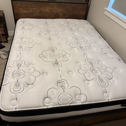 Wooden bed frame + mattress