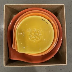 Colorful Measuring Cups Set