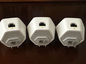 Xfinity WiFi range extender Pods