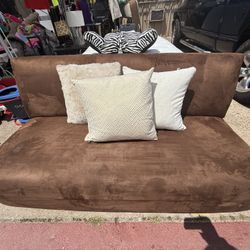 Sofá In Good Condition $75