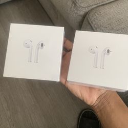 AirPods Gen 2