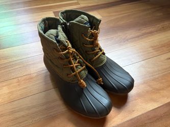 Sperry Duck Boots Olive Green Quilted