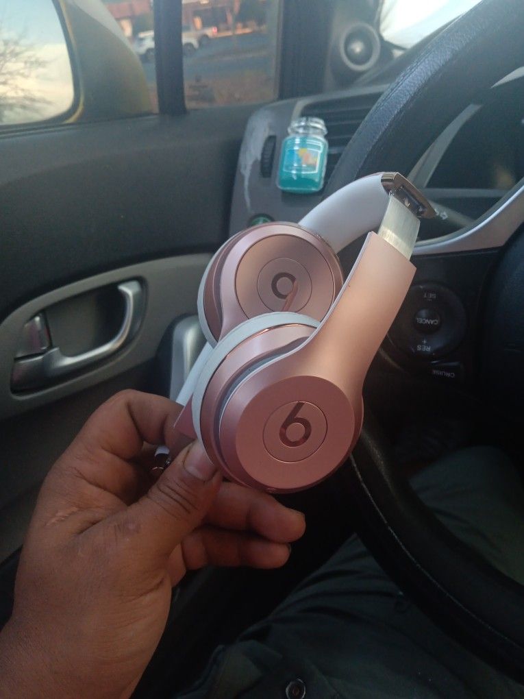 Rose Gold Beats Solo 4 By Dre