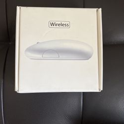 Apple A1197 Mighty Mouse Laser Bluetooth Wireless (MB111LL/A) with Box