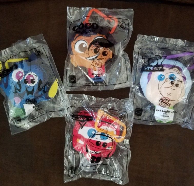 DISNEY PLUSH KEYCHAINS 