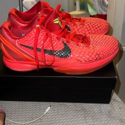 Kobe 6 “Reverse Grinch”