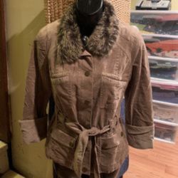 Cute In Great Condition Size Extra Small Or Size 10 Girls Coat 