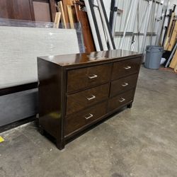 Dresser $130