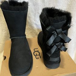 UGG New Women’s Size 6  Bailey Bow ll Black Authentic 100%