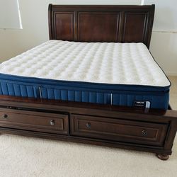 King Storage Sleigh Bed – Ashley Furniture – Solid Wood – Great Condition