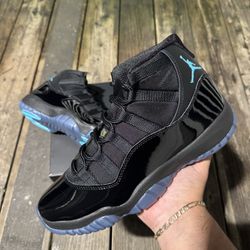 Jordan 11 Gamma Blue (2025) Multiple Sizes Availble