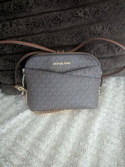 Michael Kors Signature Crossbody Bag