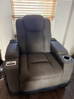 Recliner