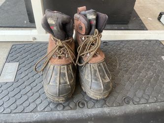 Boots size 5