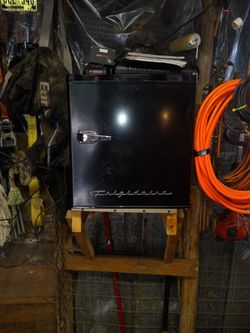 Frigidaire Mini Fridge