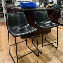 2 Barstool Chairs
