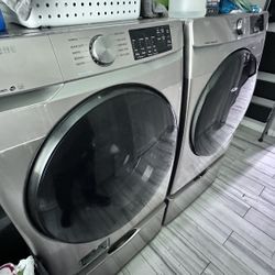 Samsung Washer & Dryer with Pedestals $750 obo **READ** - $750 (Holiday)