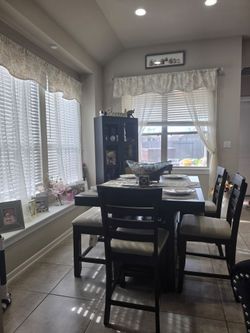 Dinning table