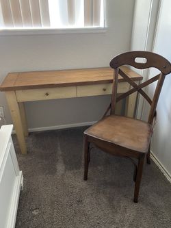 Desk & Chair
