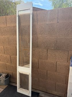 Large Sliding Door - Dog Door