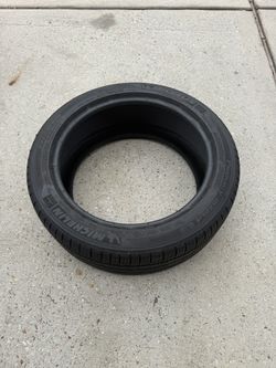 235 45 R18 Michelin Primacy Tire