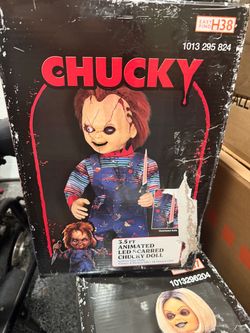 Brand new Halloween Chucky animated 3.5ft
