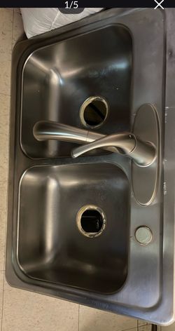 Kitchen sinks