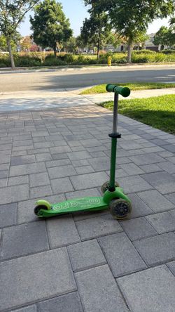 Green LED scooter