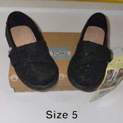 TOMS little Girls Shoes