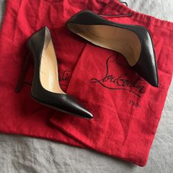 Christian Louboutin So Kates 