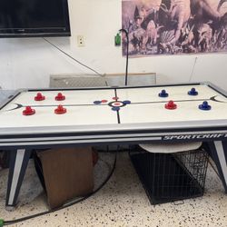 Air Hockey Table