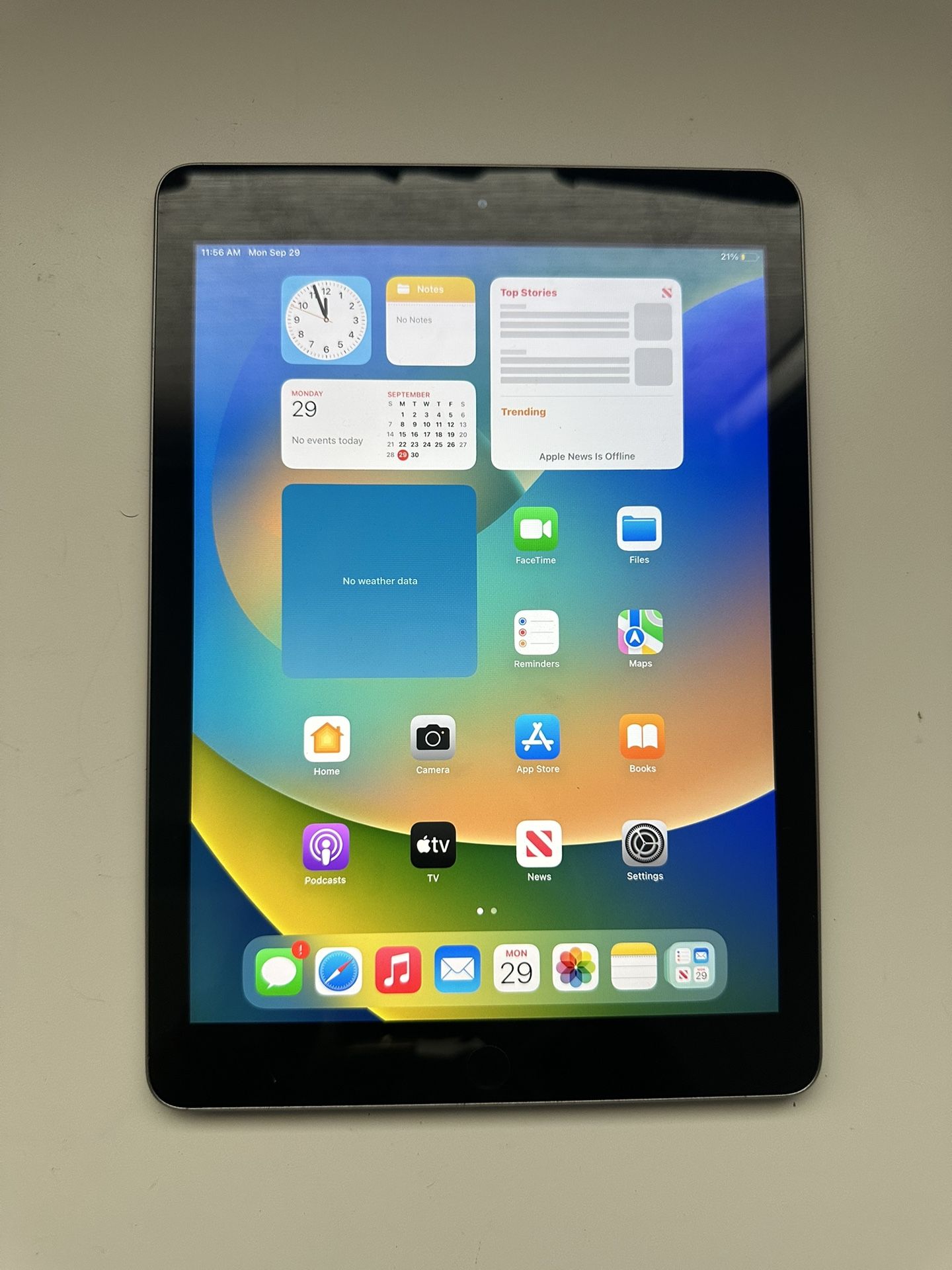 iPad 5th Gen - 32GB