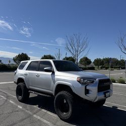 2018 4runner SR5 4x4