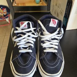 Vans 