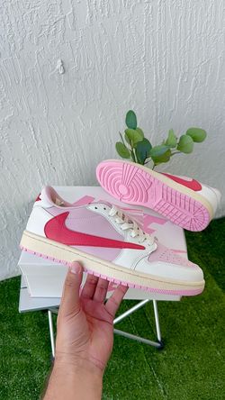 Travis Scott X Air Jordan 1 Lows ‘Sail Tropical pink’