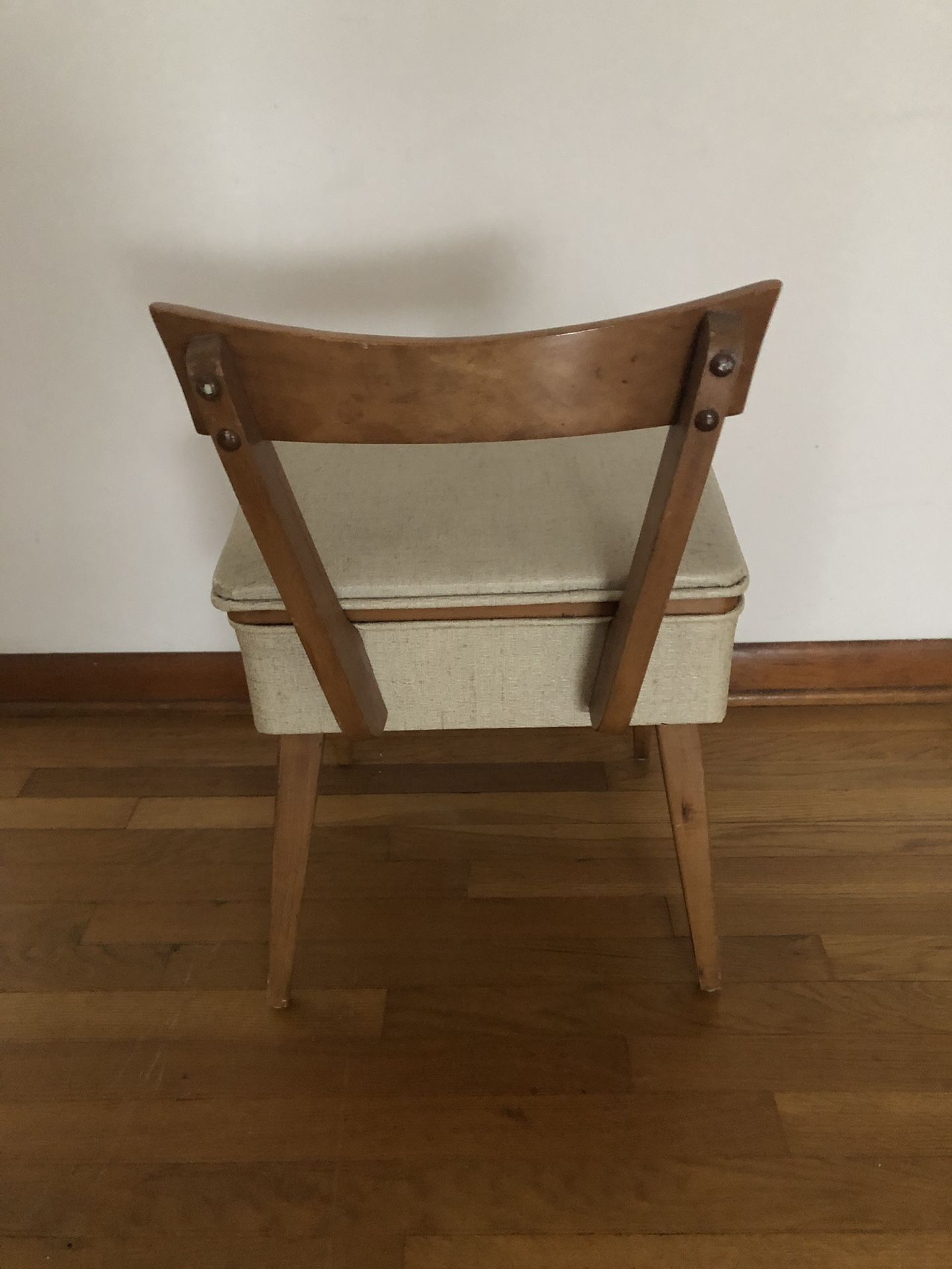 Vintage Mid Century Danish Style Chair W/Storage