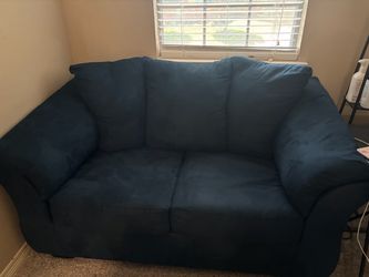 Navy blue couch/sofa
