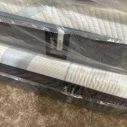 King Queen Size Tempurpedic ProAdapt,  ProBreeze,  LuxeBreeze Mattress  Pro Breeze /Luxe Adapt /Pro Adapt /Adapt /cloud /Tempur pedic contour Supreme 