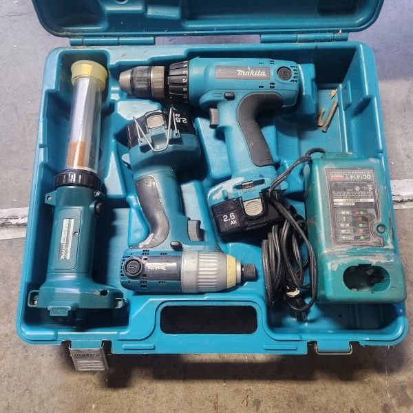 Makita Tools Drill Set