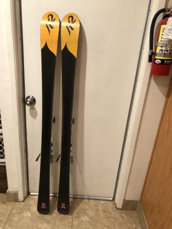 K2 Skis Burnin Luv 149 cm +Marker 11.0 TC Bindings - Women's for