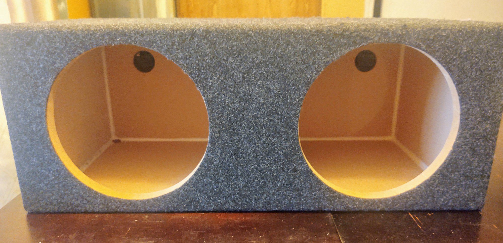 10" dual sub woofer box with 8 gauge amp kit