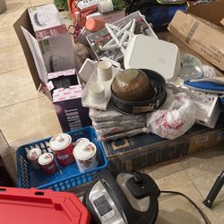 Huge Garage Sale (Community ) Midnight Pearl Dr Sarasota 