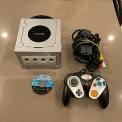 Nintendo GameCube System With Mario Party 