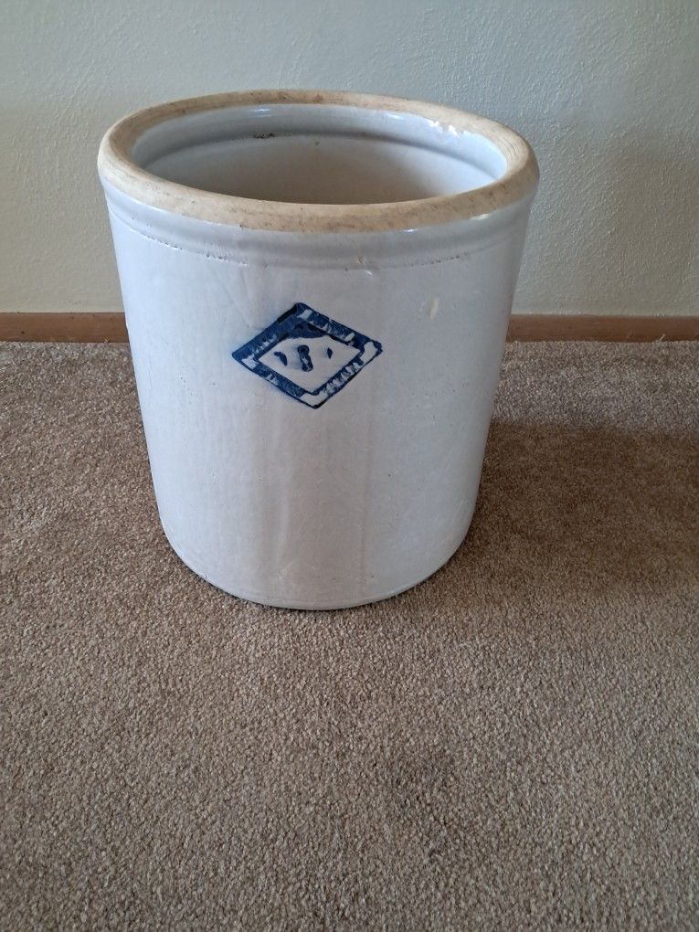 Vintage 8 Gallon Stoneware Crock