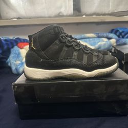 Jordan 11 Retro Heiress Black Stingray  Size 7y