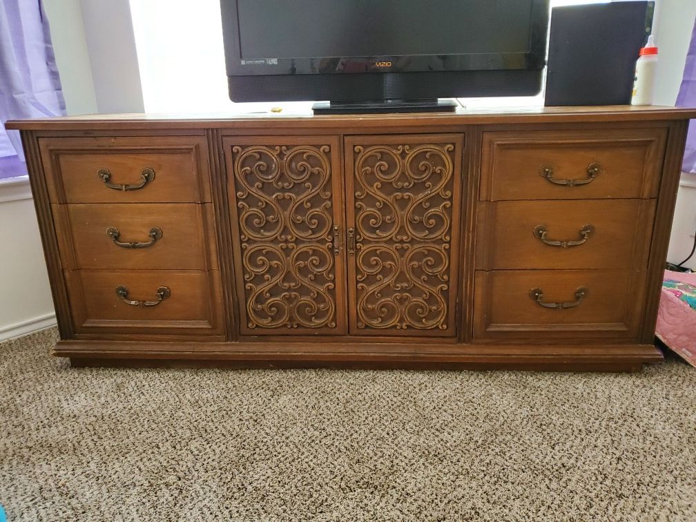 Dresser with mirror