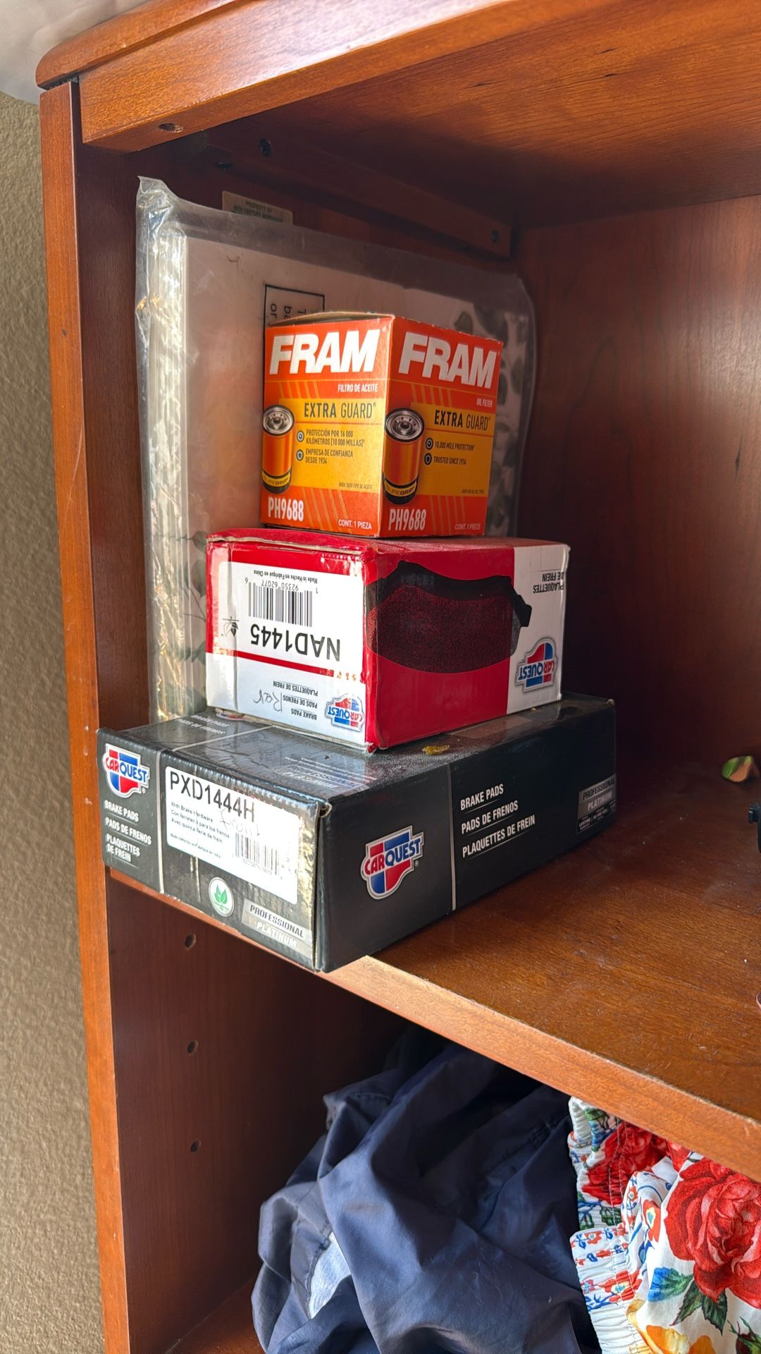 Brake Pads Front & Rear & Oil Filter